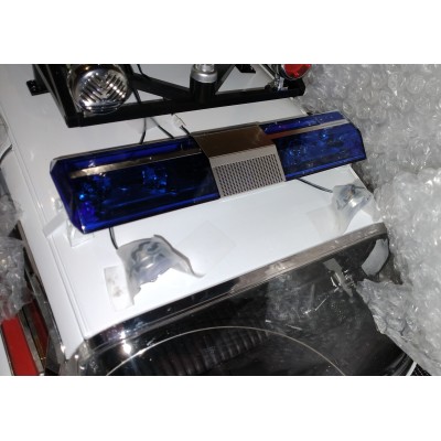 AS IS BROKEN Eaglemoss Ecto-1 Assembled Model & Proton Packs and Trap & Display Base