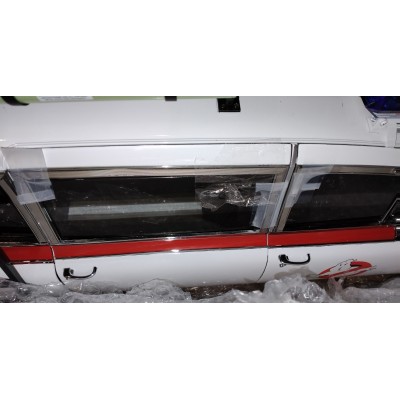 AS IS BROKEN Eaglemoss Ecto-1 Assembled Model & Proton Packs and Trap & Display Base