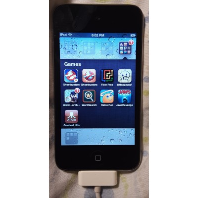 Apple iPod Touch 8GB 4th Generation with Installed Games [technically 4.5/5th Generation]