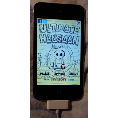 Apple iPod Touch 8GB 4th Generation with Installed Games [technically 4.5/5th Generation]