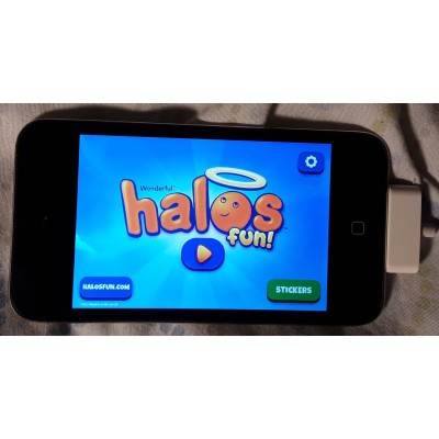 Apple iPod Touch 8GB 4th Generation with Installed Games [technically 4.5/5th Generation]